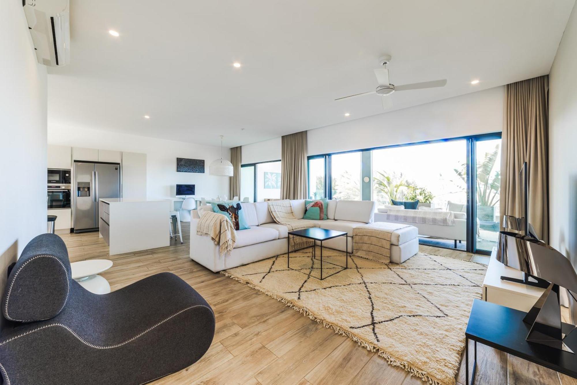 Modern Penthouse - Nautilya Bs1 Apartment Grand Bay Luaran gambar